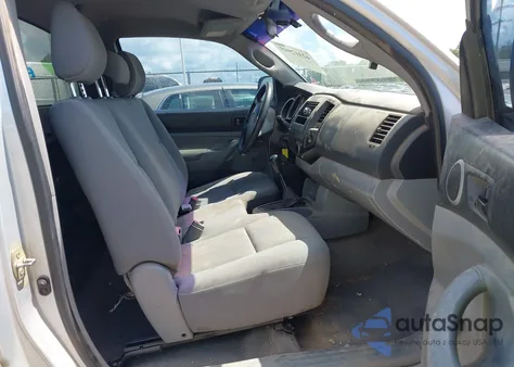 2005 Toyota Tacoma z USA, uszkodzony, nr VIN 5TEPX42N35Z057262